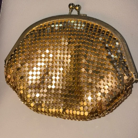 Y & S Mesh Coin Purse Clutch Gold Kiss Lock Vintage - Picture 1 of 6